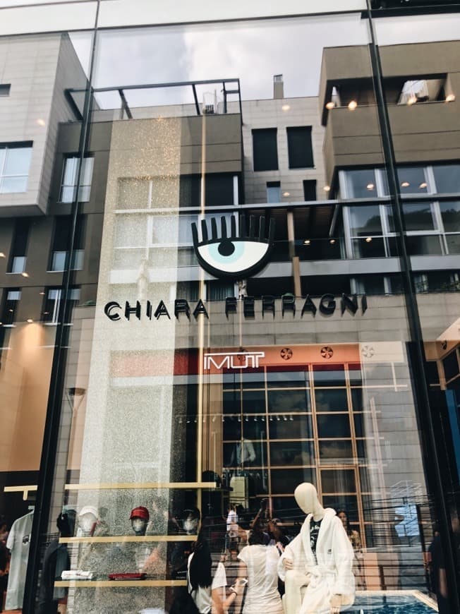 Lugar Chiara Ferragni Store