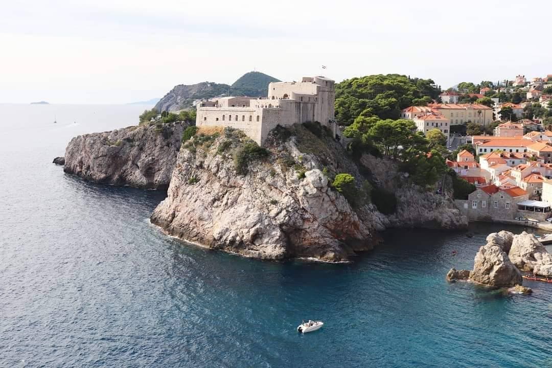 Lugar Walls of Dubrovnik