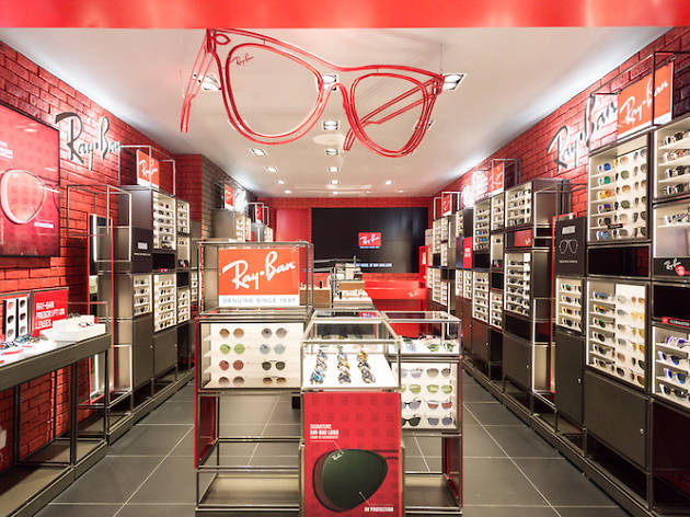 Lugar Ray-Ban Store