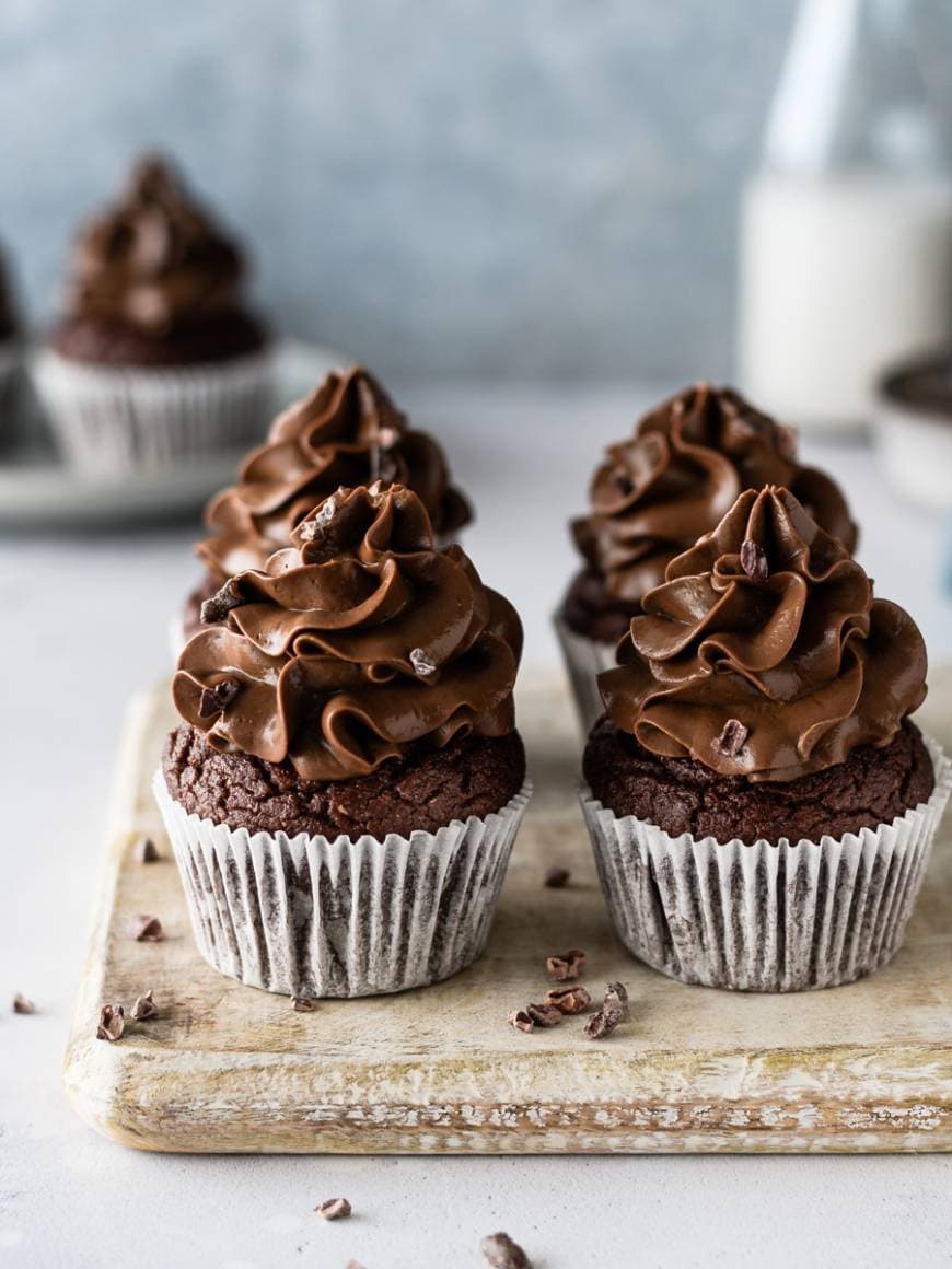 Moda MUFFINS DE CHOCOLATE COM COBERTURA SAUDÁVEL 🧁🧁🧁

