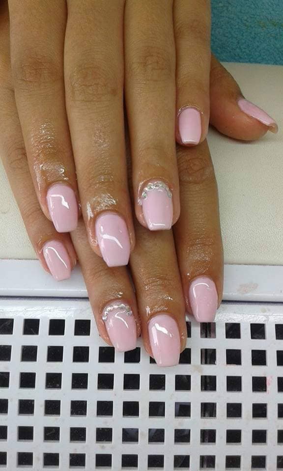 Moda Pink nails 🌸