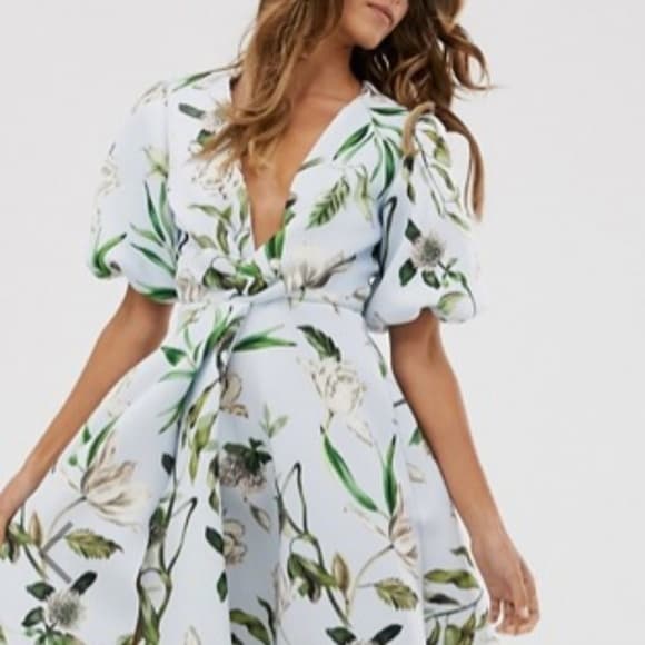 Producto ASOS Bubble sleeve twist detail midi prom dress in floral