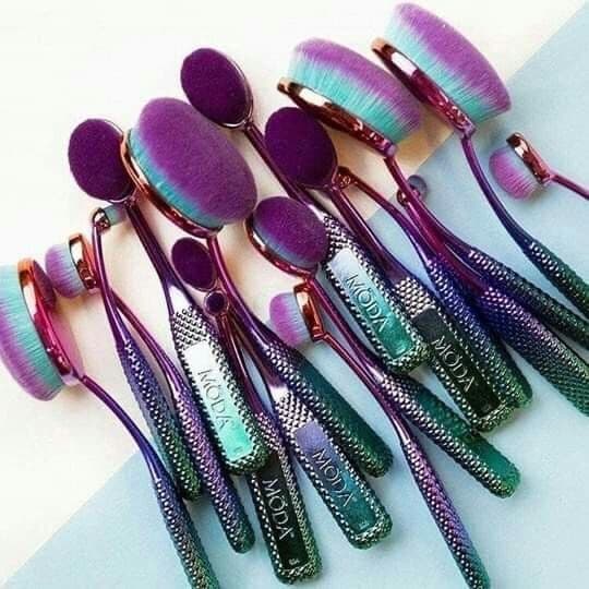 Fashion Brushes