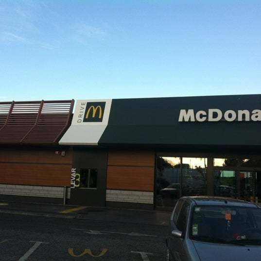 Restaurantes McDonald's - Carregado