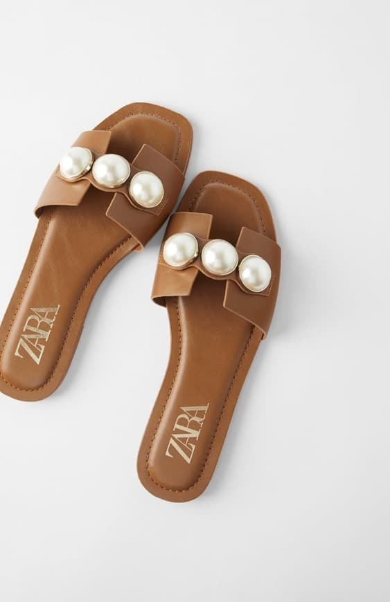 Product Flat leather sandalwood pearls-Zara￼