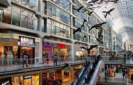 Lugar Toronto Eaton Centre