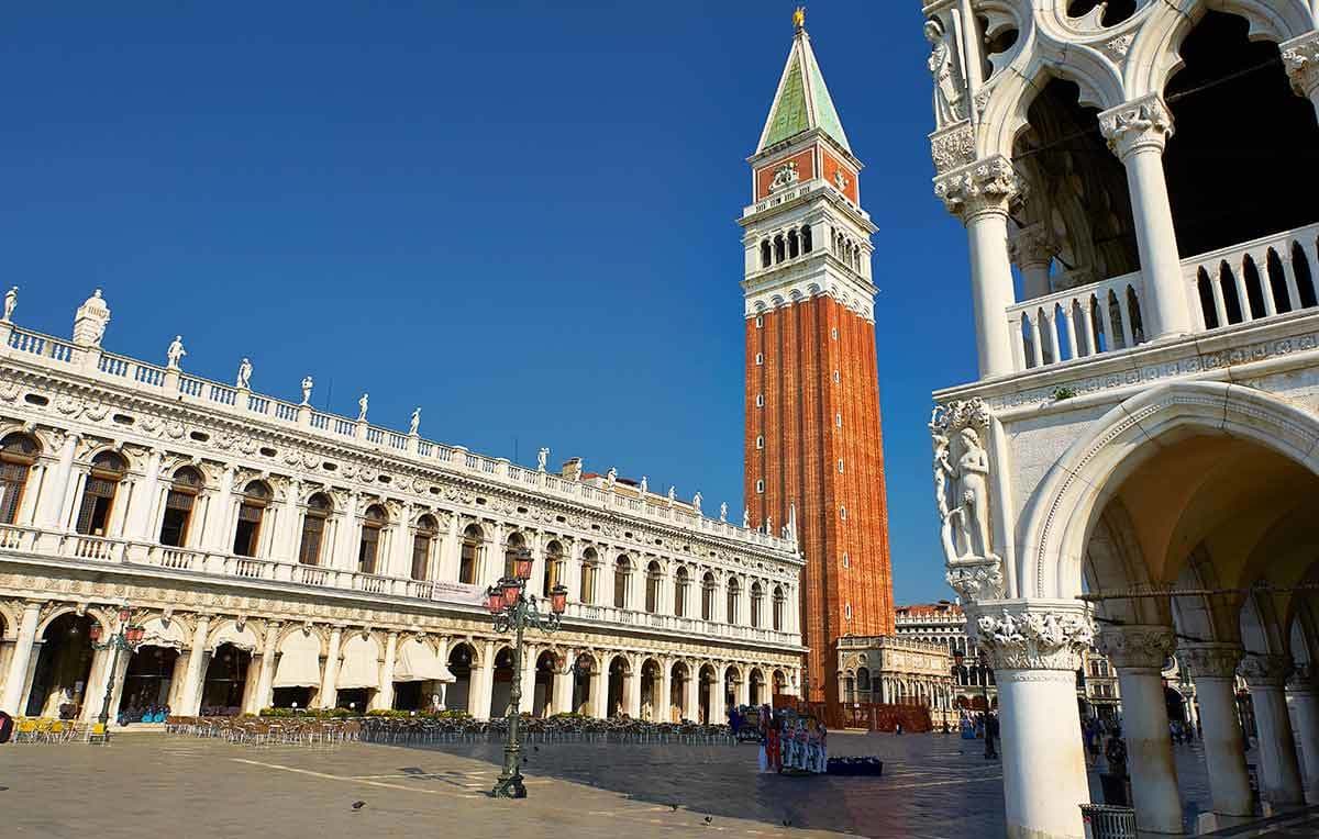 Place Piazza San Marco