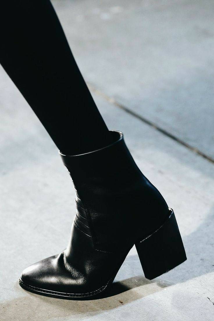 Fashion Botas pretas indispensáveis