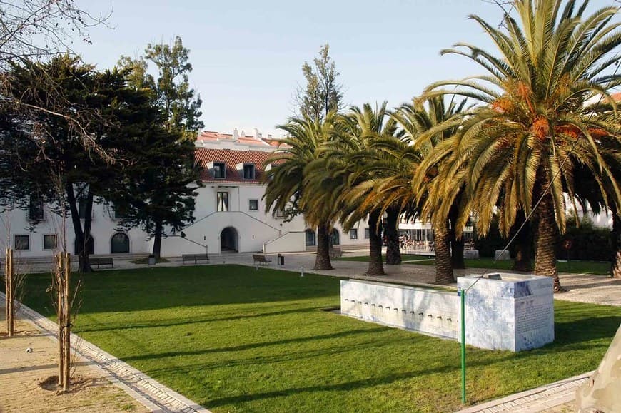 Lugar Museu Da Cidade - Almada