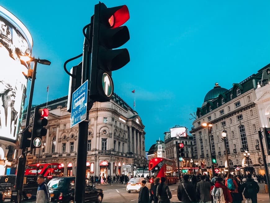 Lugar Piccadilly Station