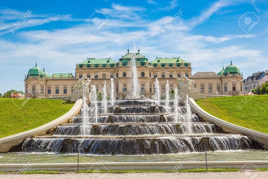 Place Belvedere Palace