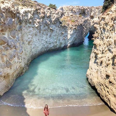 Lugar Papafragas Beach and Caves