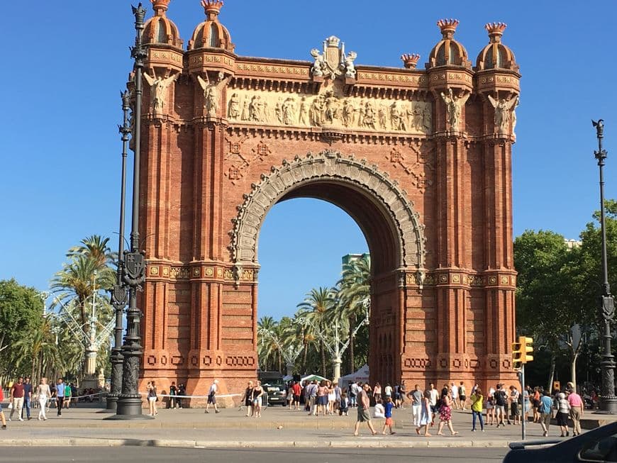 Lugar Arc de Triomf