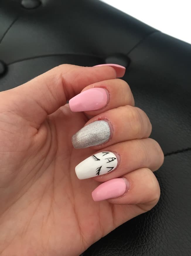 Moda Unicorn nails, inspiration on @nails.and_love