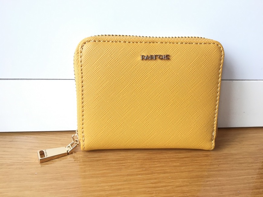 Producto Parfois- Small yellow wallet