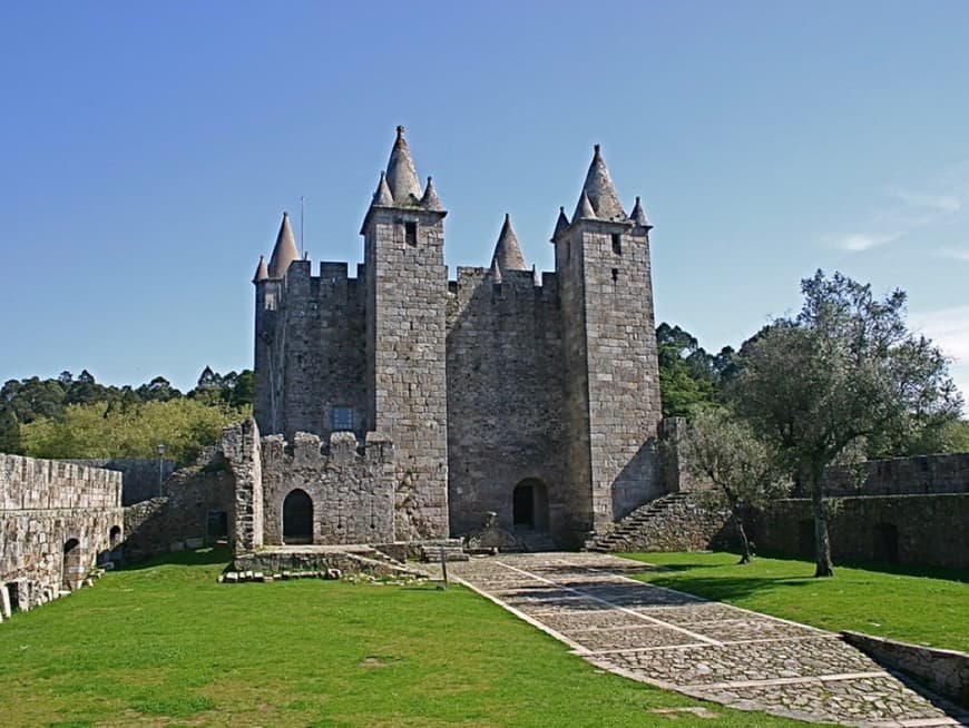 Place Castelo de Santa Maria da Feira