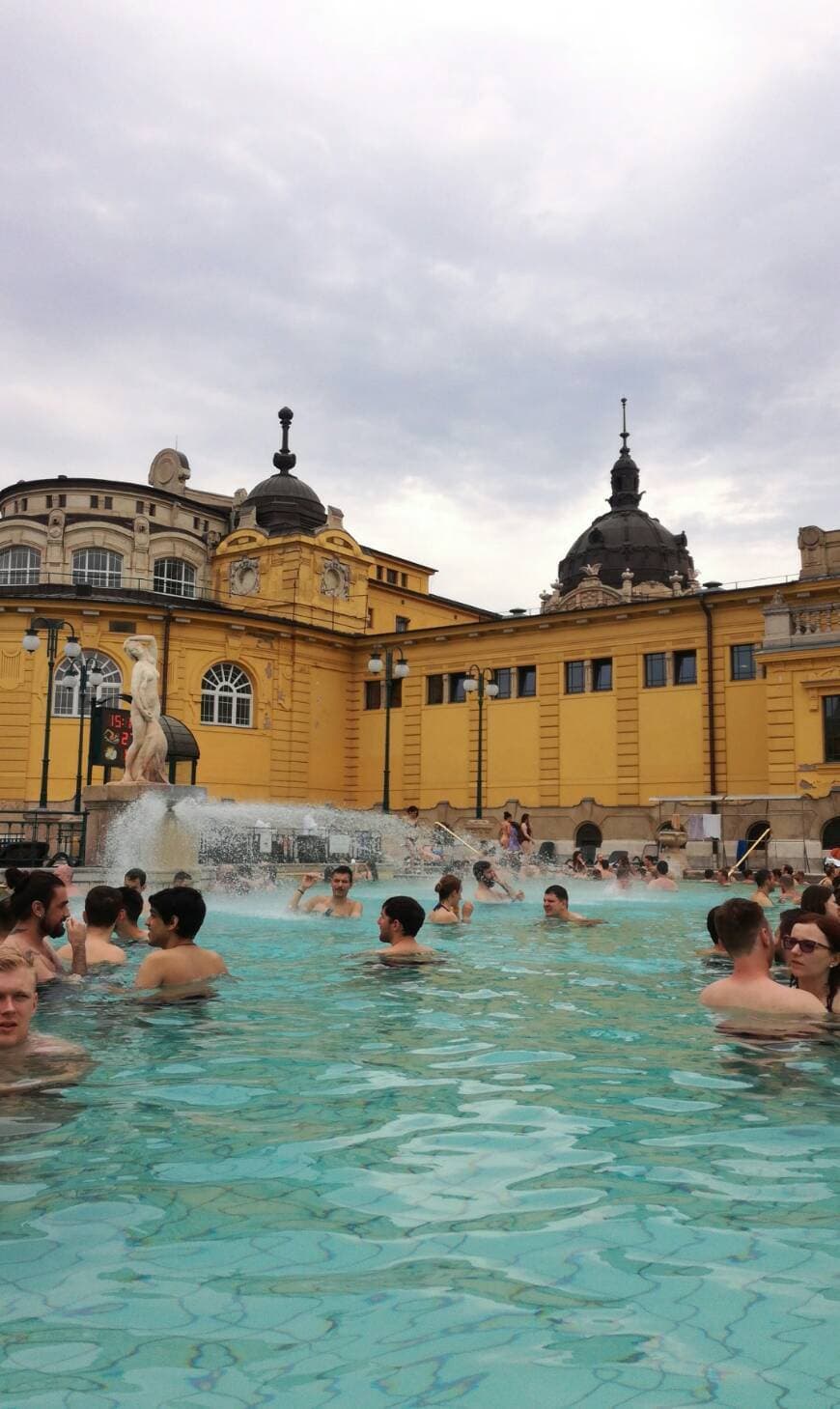 Lugar Széchenyi Thermal Bath