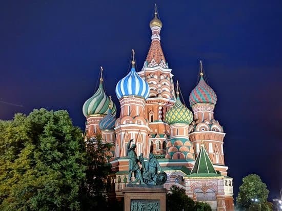 Place Saint Basil’s Cathedral