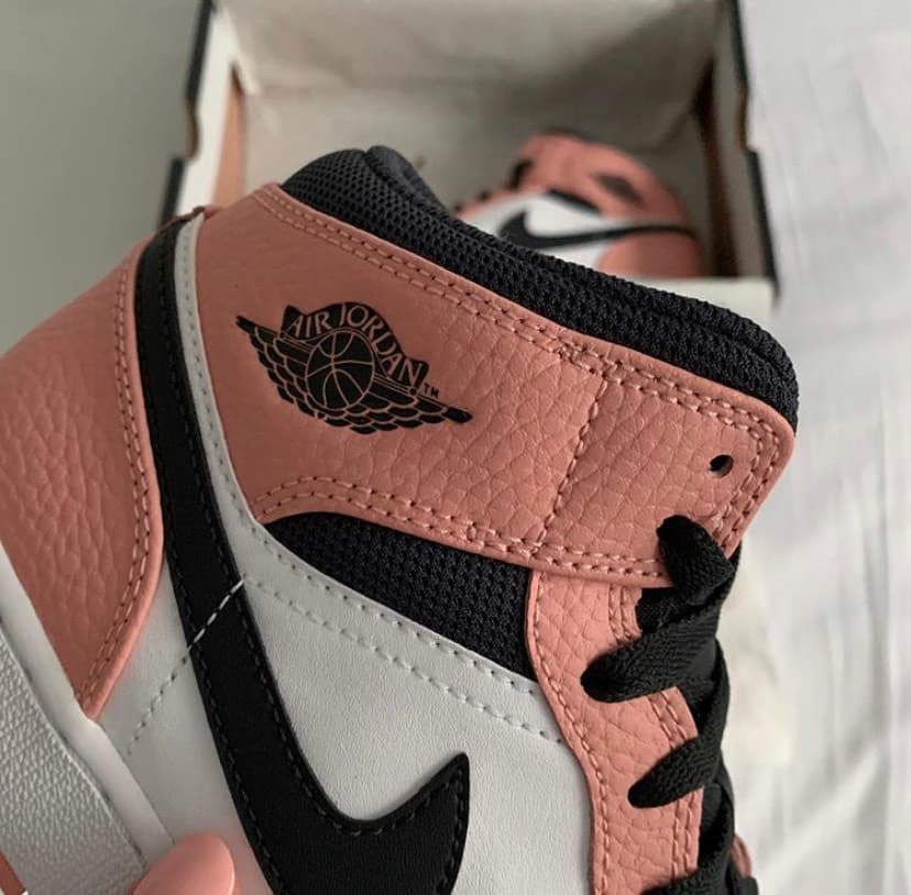 Moda Jordan 1 || Pink