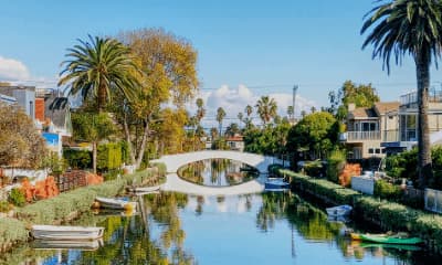 Place Venice Canals