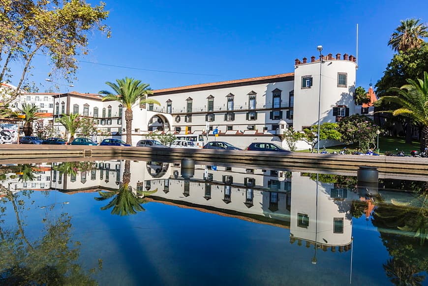 Lugar Palácio de São Lourenço