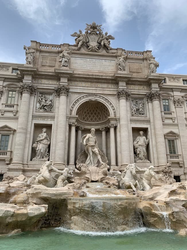 Lugar Fontana di Trevi