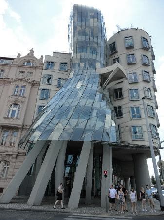 Place Dancing House