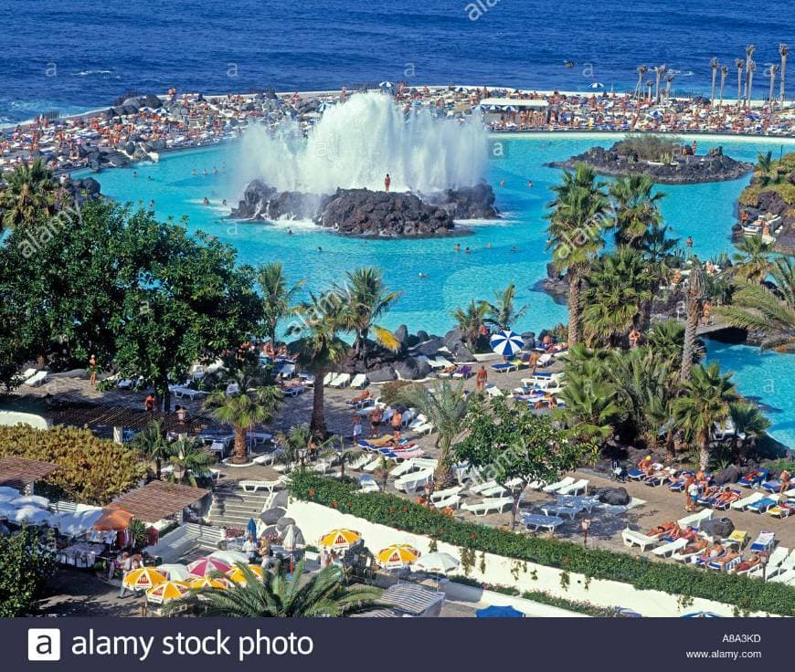 Place Lago Martiánez