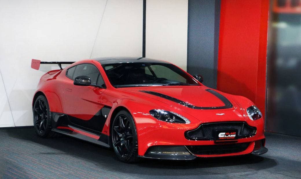 Moda Aston Martin Vantage GT12