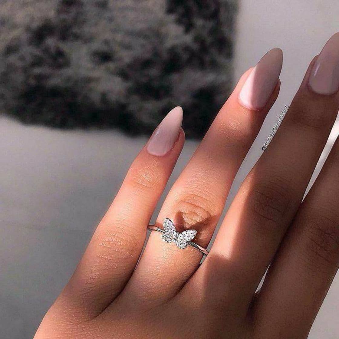 Fashion butterfly ring