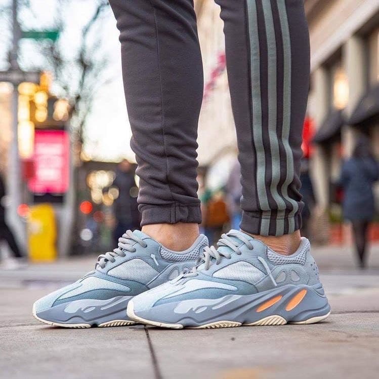 Product Adidas Yeezy Boost 700 V2 'Inertia