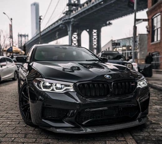 Producto BMW F90 M5 