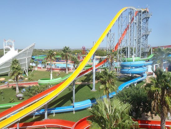 Lugar Aquashow Park - Water Park