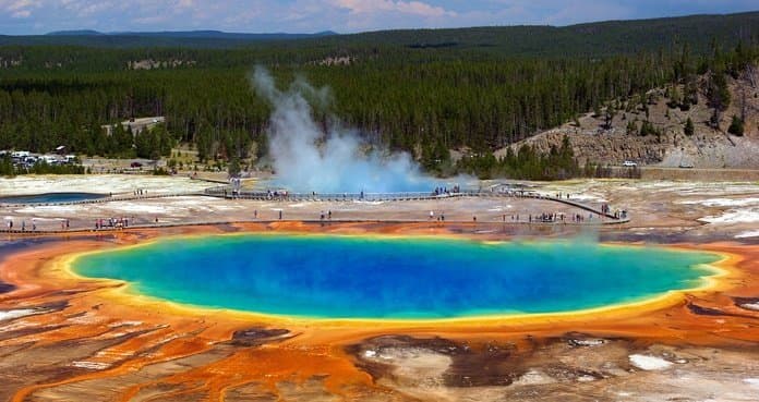 Lugar Parque Nacional Yellowstone