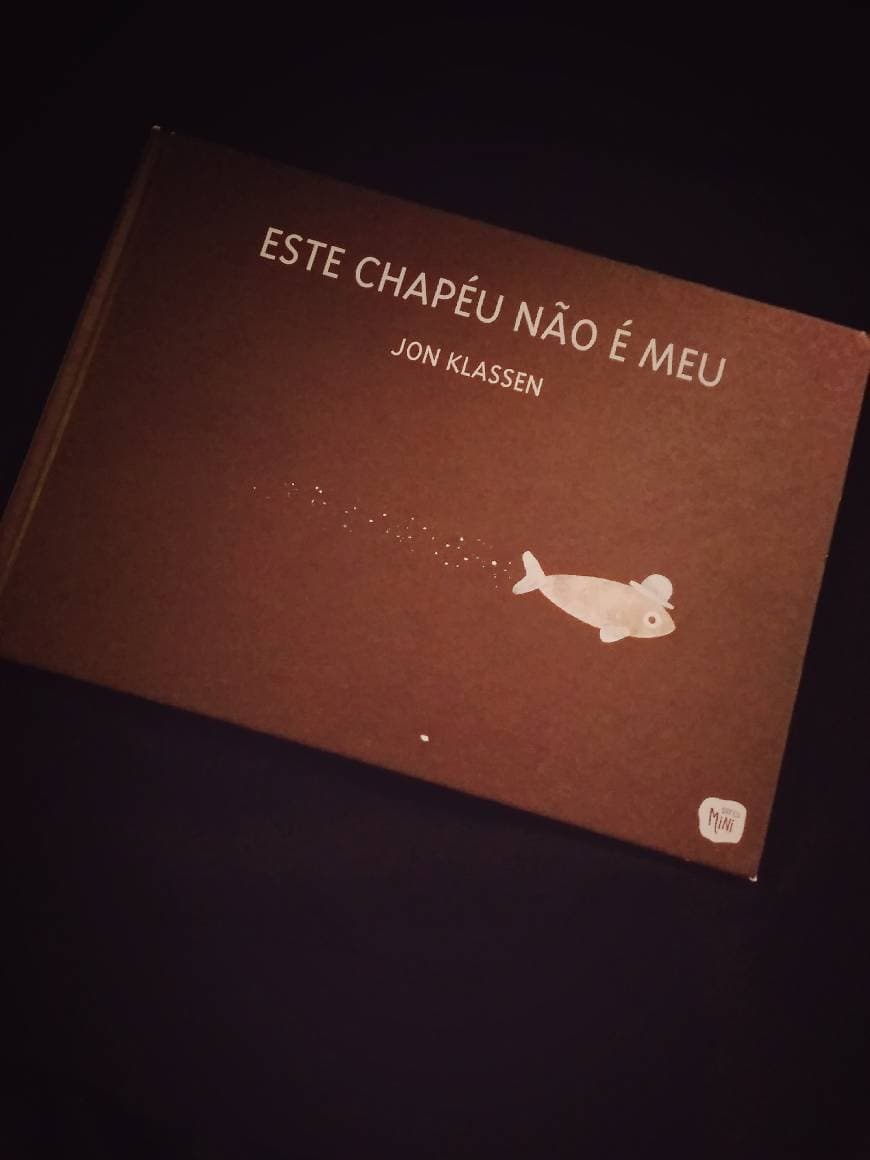 Book Este chapéu não é meu 