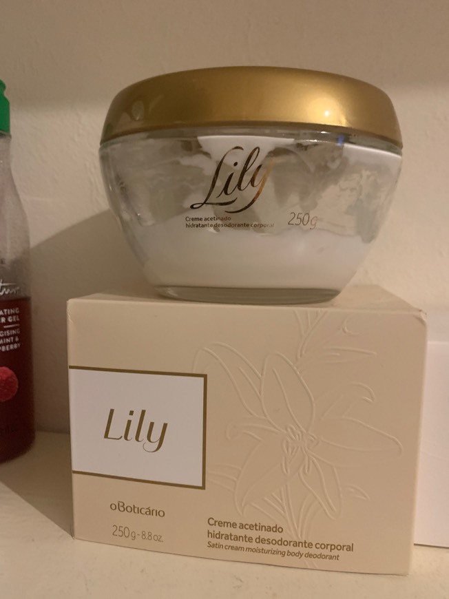 Beauty O Boticario Lily Essence Cream Satin Body Moisturizer [Lily Creme Acetinado Hidratante