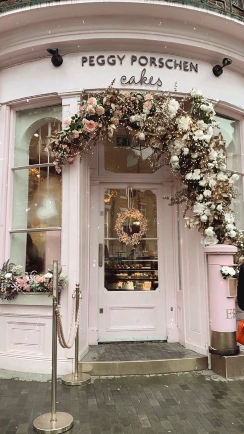 Place Peggy Porschen Cakes