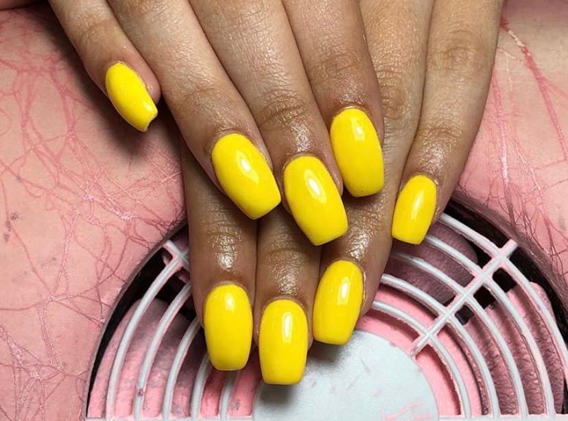 Product Nails 💅🏻💛