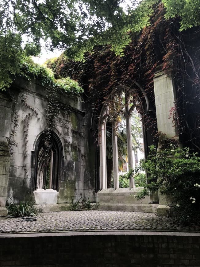 Place St. Dunstan in the East Church Garden