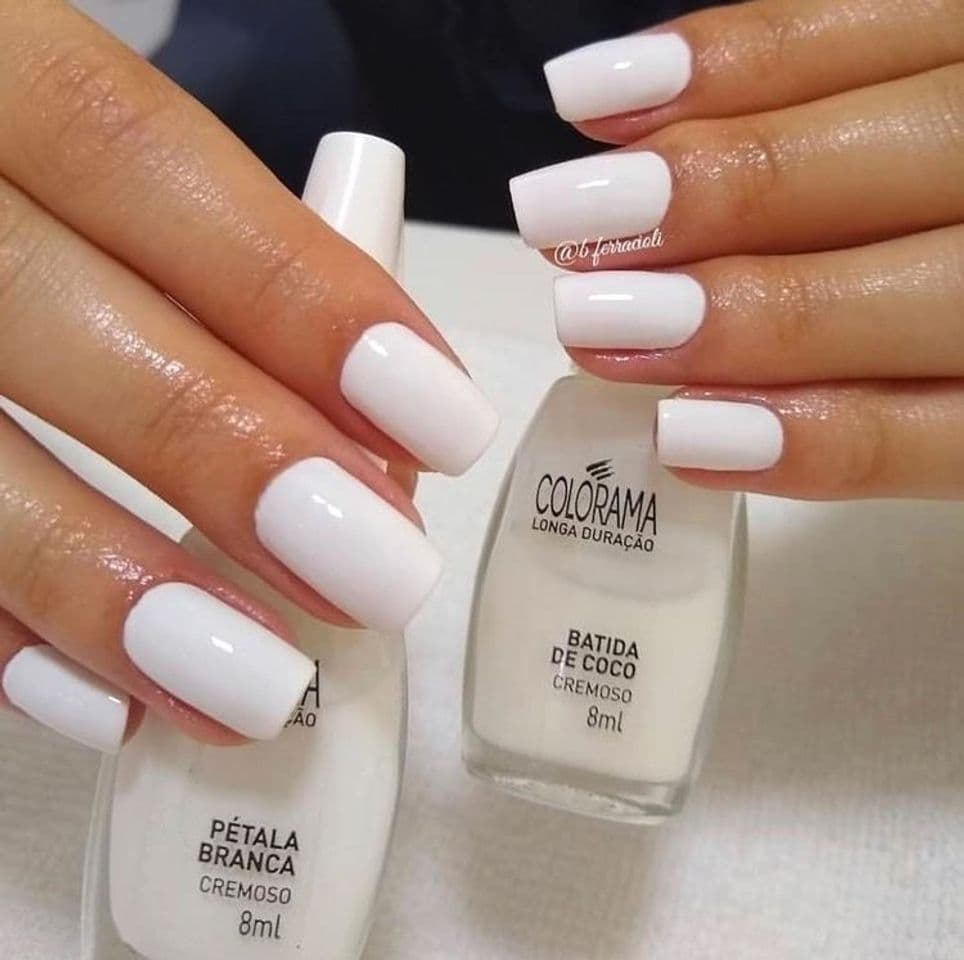 Moda Esmalte branco 