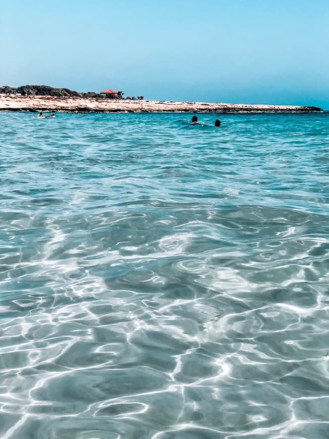 Lugar Makronissos Beach