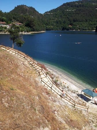 Place Barragem Da Caniçada