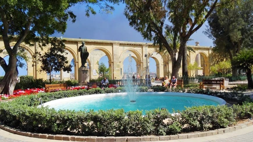 Place Upper Barrakka Gardens