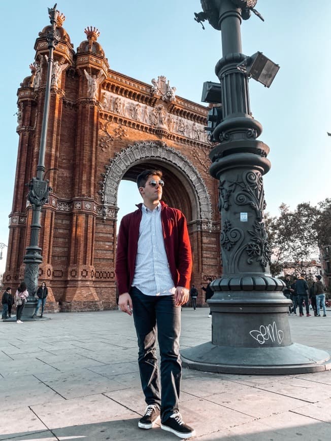 Place Arc de Triomf