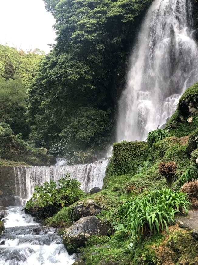 Lugar Ribeira dos Caldeirões