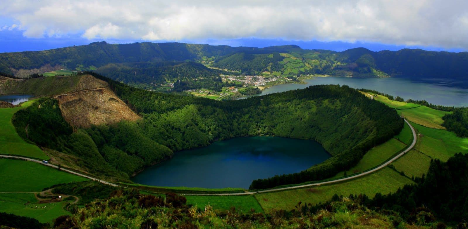 Place Lagoa de Santiago