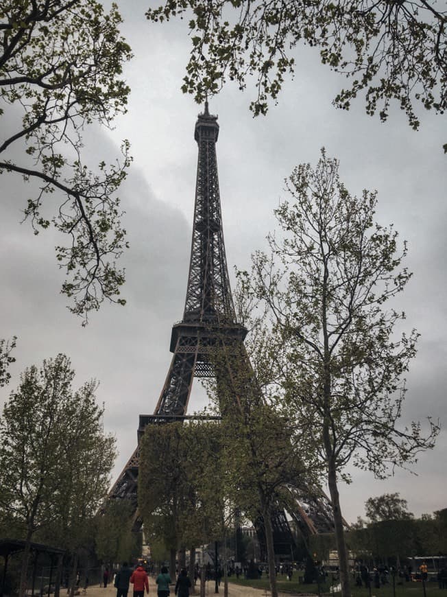 Place Torre Eiffel