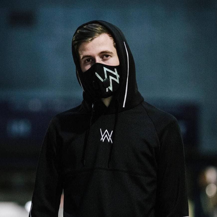 Moda Alan Walker 