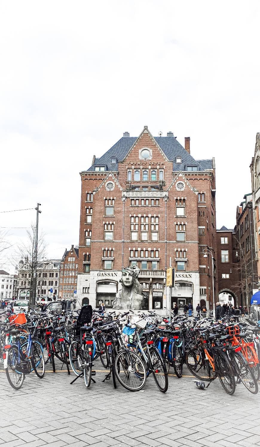 Place Ámsterdam