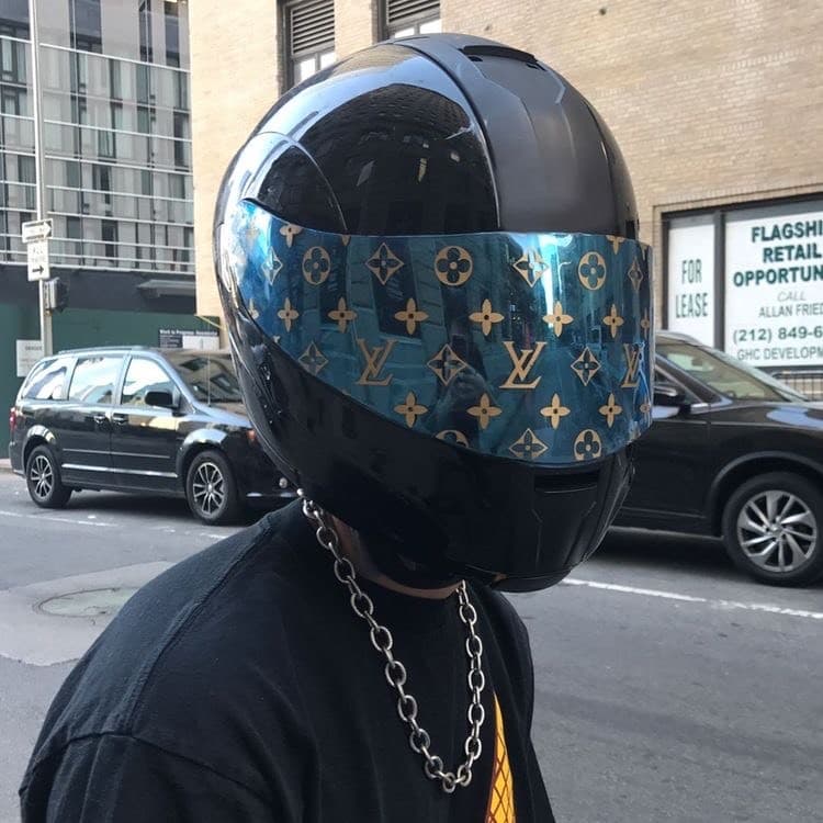 Fashion LV helmet 